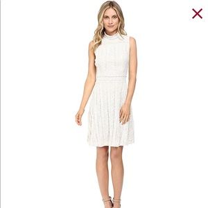 Vince Camuto Sleeveless lace flare dress